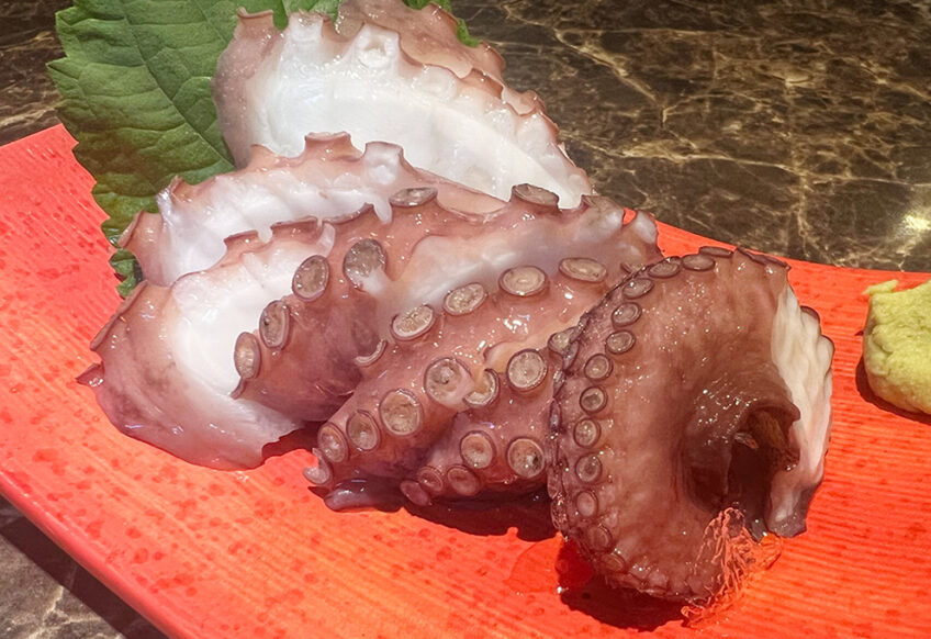 活き締め島蛸のお造り 琉球割烹ふぁいみーる