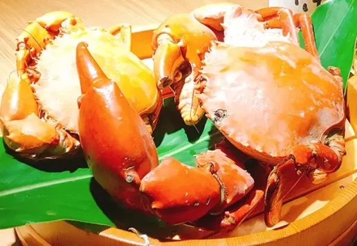 miyakojima-mangrove-crabs-gourmet。宮古島のベテラン漁師でも月に数個体しか捕獲できない濃厚な甘みと大きな爪の食感を味わう幻の天然マングローブ蟹料理